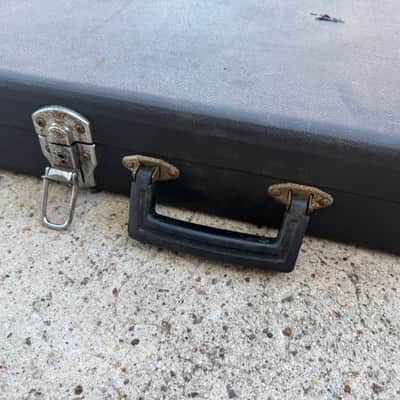 Vintage RR V Hardshell Case image 3