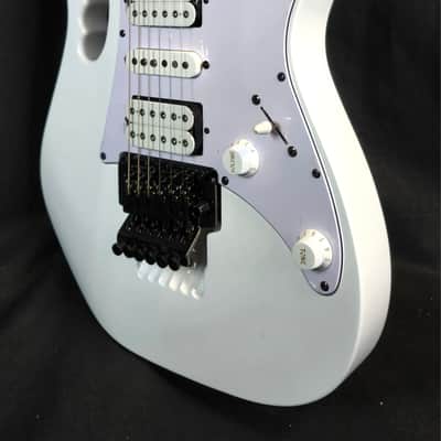 Ibanez JEMJRWH Steve Vai Junior Signature Series, White image 3