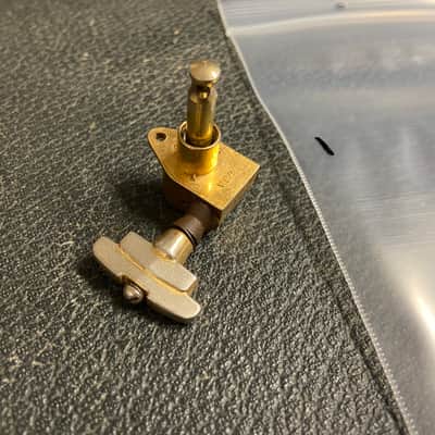 1960’s Gold Grover Imperial Tuning Key Machine. Treble Side image 2