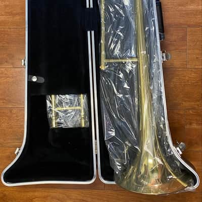 Holton TR602 Trombone image 3
