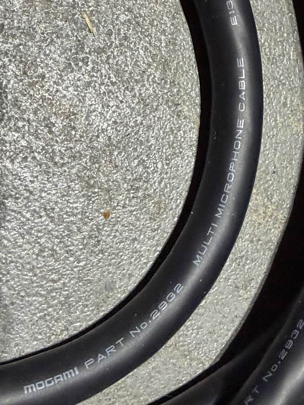 Mogami Mogami 2932 8Ch Analog Snake Cable DB25- to 8 XLR Female