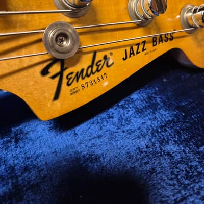 Fender Jazz Bass 1967 refin with -77 neck - Fiesta red image 5