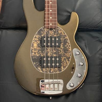 Ernie Ball Music Man Stingray HH Olive/gold image 1