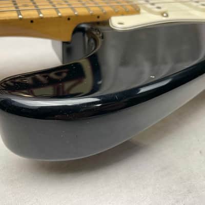 Fender American Standard Stratocaster Guitar 1993 - Black / Maple neck image 15
