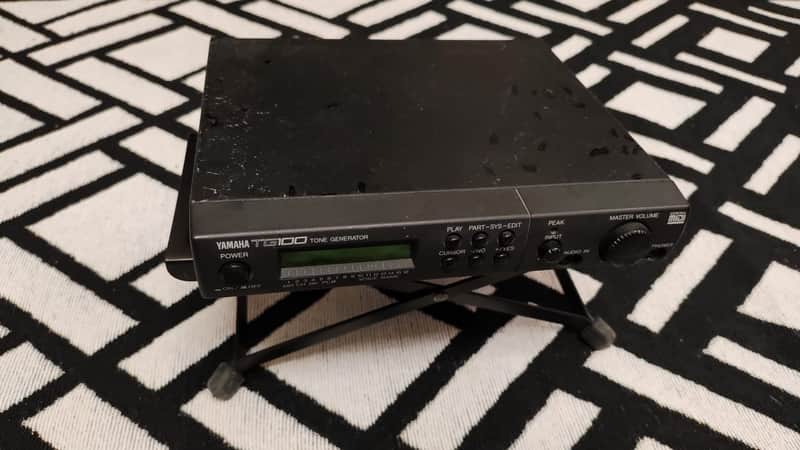 Yamaha TG100 Tone Generator 1991 - Black image 1