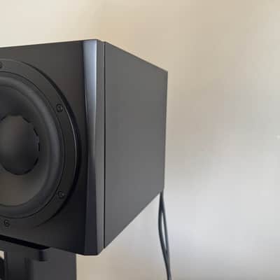 Dynaudio LYD 48 3-Way Active Studio Monitor (Left) 2017 - 2019 - White image 5
