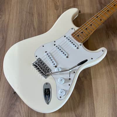 Fender Player II Stratocaster with Roasted Maple Neck 2002 - Ivory image 2