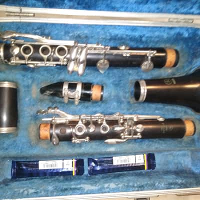 Yamaha YCL-32 Wood Intermediate-Level Soprano Bb Clarinet, Japan. image 1