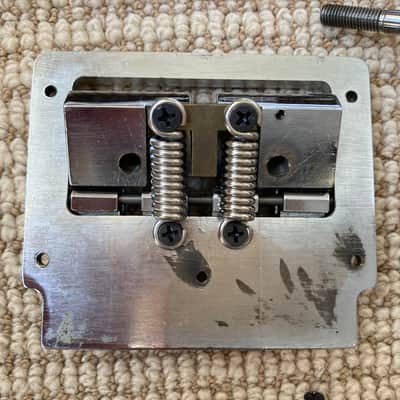 Kahler Bass tremolo (2400 - 4 string) - chrome image 4