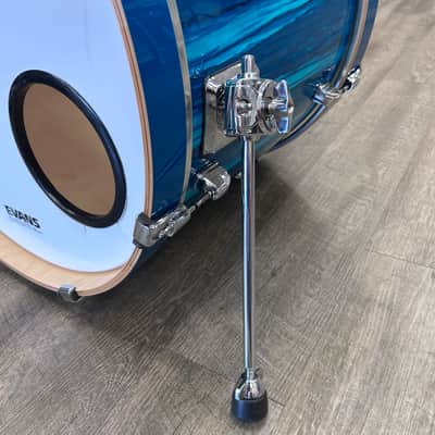 Used Tama Starclassic Performer Maple/Birch Shell Pack 10/12/16/22 (Sky Blue Aurora) image 10