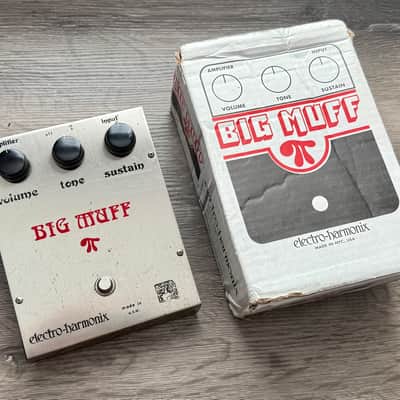Electro-Harmonix Big Muff Pi V2 (Ram's Head) | Reverb