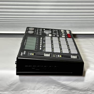 Akai MPC1000 Music Production Center image 5