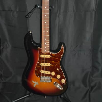 🎸 Squier Classic Vibe ’60s Stratocaster – Sunburst (2011) – Early Series image 2
