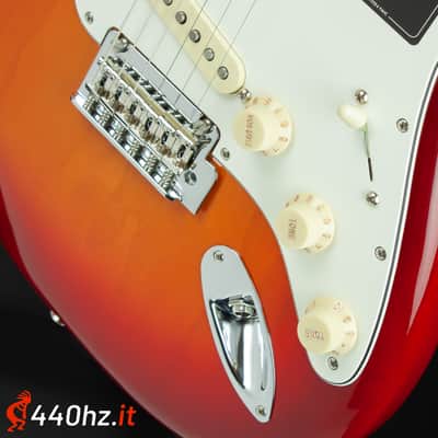 Fender Player II Stratocaster - Aged Cherry Burst image 6