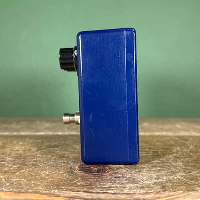 MXR EVH30 5150 Chorus 2018 - Present - Blue/Cream image 5
