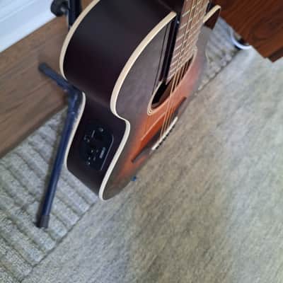 Yamaha APXT2 acoustic electric guitar  - Sunburst image 3