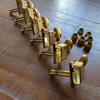 Fender Tuning Pegs & Bushings For Telecaster Stratocaster Vintage Style Gold PW Stamped image 7