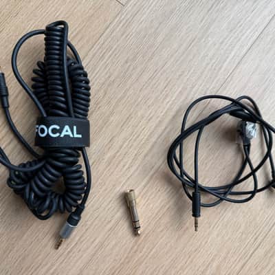 Focal Listen Professional Closed Back Headphones - 32 Ohms 2018 - Present - Black / Red image 3