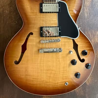 Gibson Custom Shop ES-335 _ 2010 - Figured Light Burst image 3