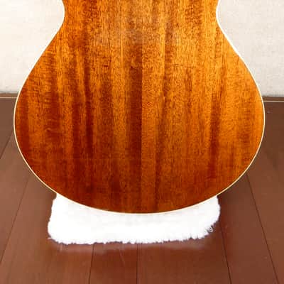 Breedlove Studio Bass w/HSC #14068204 USED 2014 image 10