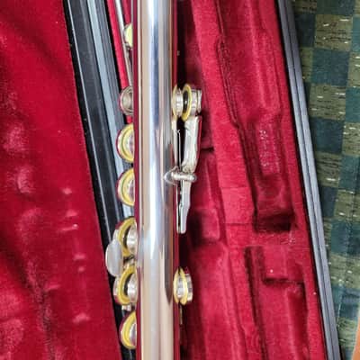 Yamaha YFL-211S-(closed hole)-Flute-2026 - Silver Plated- Pristine image 10