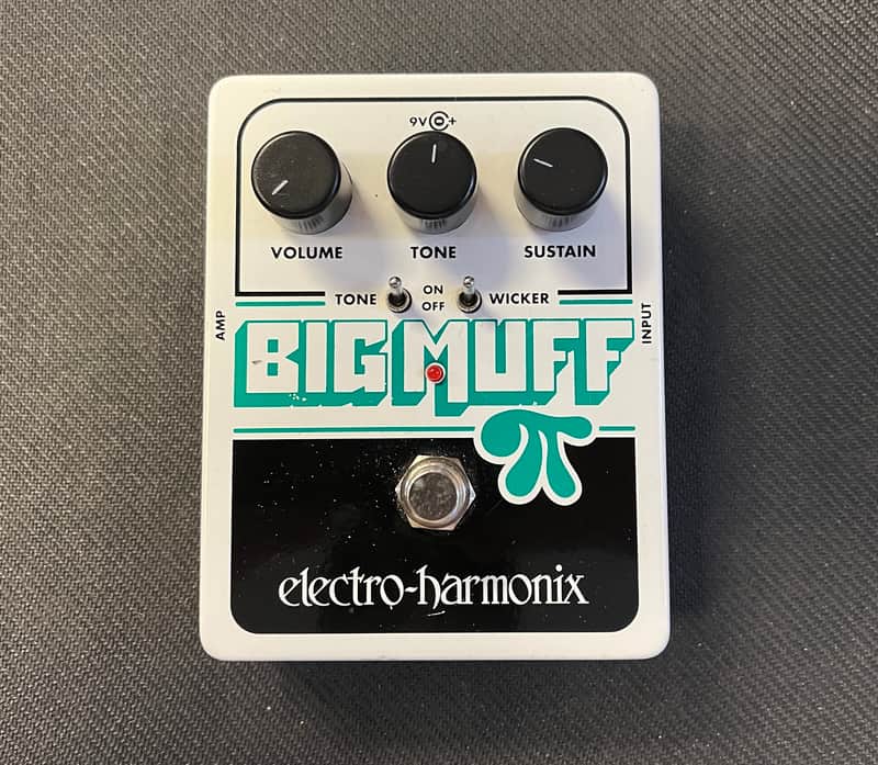 Electro-Harmonix Big Muff Pi with Tone Wicker