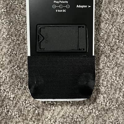 Dunlop 105Q Cry Baby Bass Wah 1999 - Present - White image 5