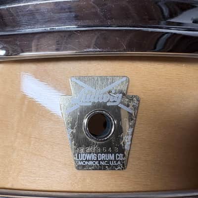 Ludwig 4x13 Classic Maple Piccolo Snare image 3