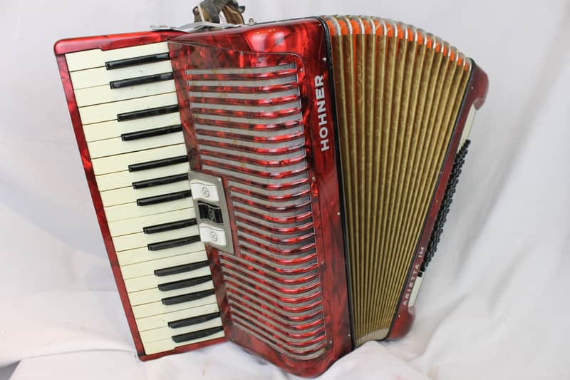 8233 - Red Hohner Arietta IM Piano Accordion MM 34 72 image 1