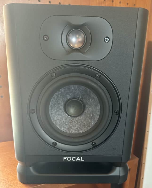 Focal Alpha 50 Evo Powered Studio Monitor (Pair) 2021 - Present - Black image 1