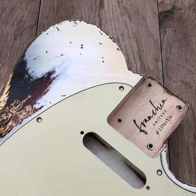 FRANCHIN Mars guitar body Heavy Relic Aged Olympic White over 3-Color Sunburst 100% Nitro Lacquer SS Poplar Telecaster-Tele-T-Style Made in Italy - Stock piece #22360826 image 8