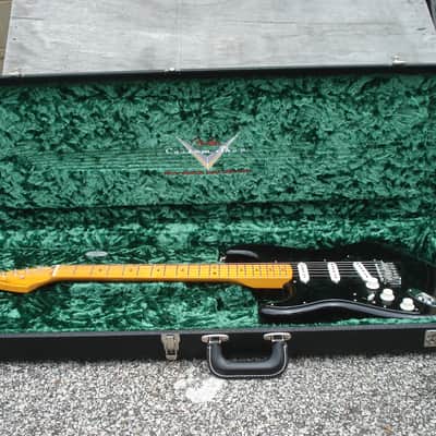 Fender David Gilmour Custom Shop Stratocaster  2016 Left Handed mint unplayed w/ohsc and case candy image 2