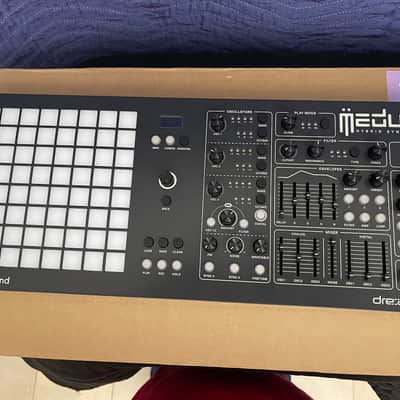 Polyend Dreadbox Medusa Hybrid Synthesizer 2018 - 2021 - Black image 1