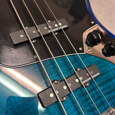 2024 Fender Player II Plus Top Jazz Bass Special Edition Blue Burst Flame image 9