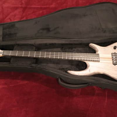 Kiesel Icon 4-String Bass Guitar w/ Soft Case LIKE-NEW image 14