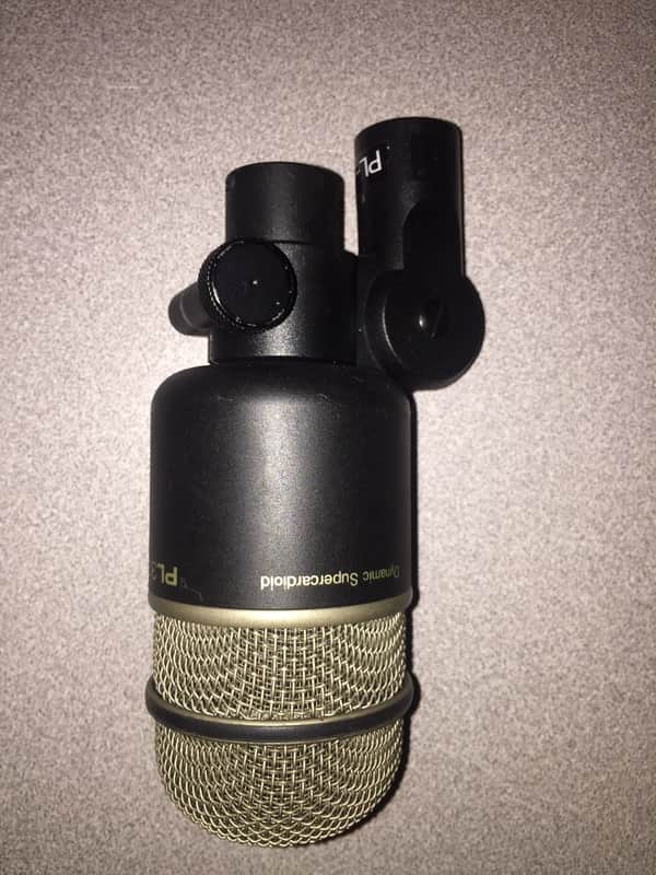 Electro-Voice PL33 Supercardioid Dynamic Microphone image 1
