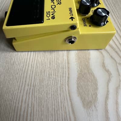 Boss SD-1 Super OverDrive (Silver Label) 1997 - Present - Yellow image 4
