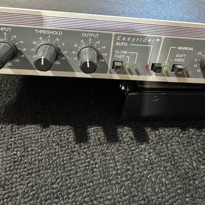 Aphex 661 Expressor Compressor / Limiter with Tubessence image 6