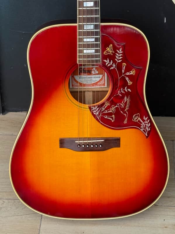 Gibson Hummingbird Custom 1971 - stunning & minty Cherry'burst Hummer for the pickiest collector ! image 1
