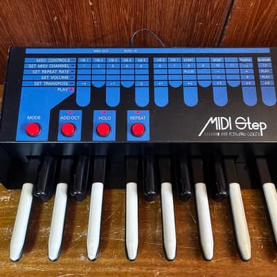 Hammond / Suzuki Midi Step MIDI BASS PEDAL w/ power supply image 2