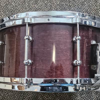 Ludwig Classic Maple 6.5x 14 snare Mahogany Stain image 3