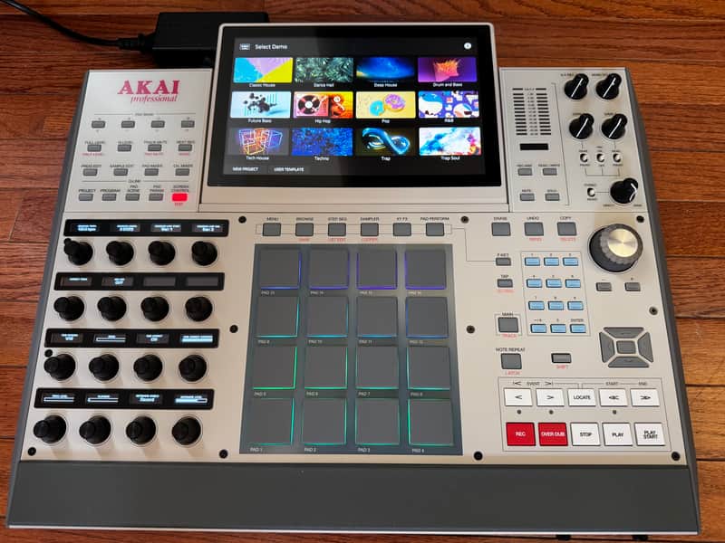 Akai MPC X Special Edition Standalone Sampler / Sequencer 2023 - Present - Grey image 1