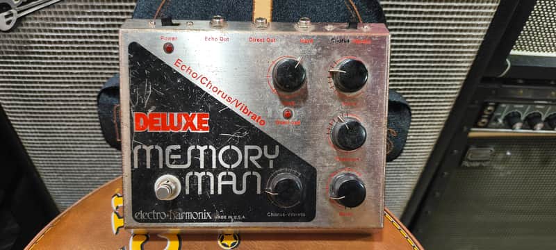 Electro-Harmonix Deluxe Memory Man Reissue 1996 - 2007 - Silver image 1