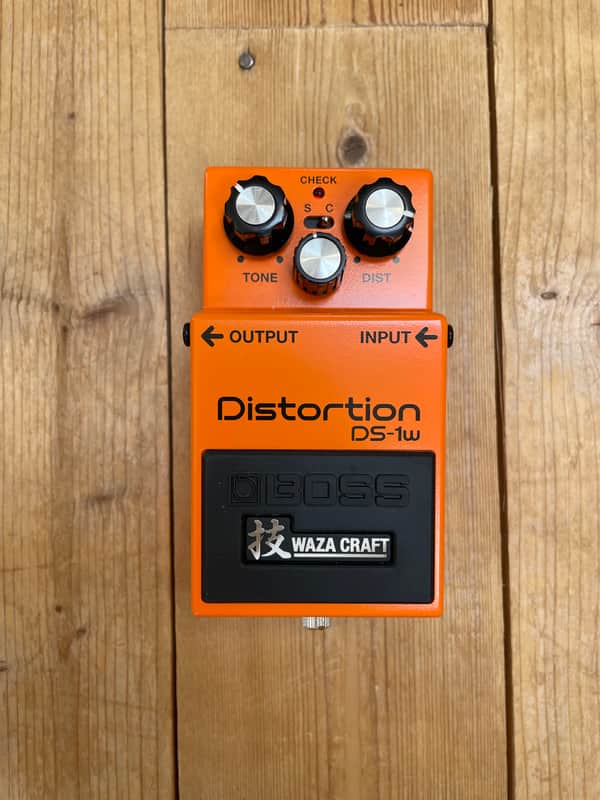 Boss DS-1W Distortion Waza Craft