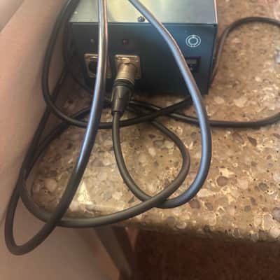 BAE 1073 with PSU, mic cable, 2 1/4 TLR cables - Blue image 4