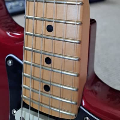 Fender American Special Stratocaster 2015 - Candy apple red / maple, + Fender case image 10