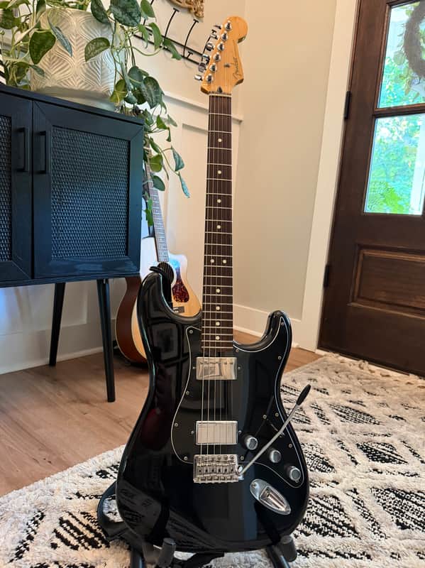 Fender Blacktop Stratocaster HH with Rosewood Fretboard 2011 image 1