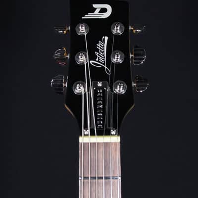 Duesenberg Julietta, Catalina Red image 9