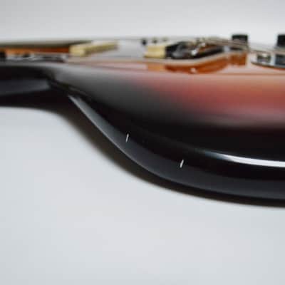 Fender American Vintage '62 Jaguar 2000 - 2012 - 3-Color Sunburst image 4