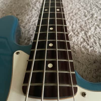 Fender Standard Jazz Bass 2000 MIM Rare Ocean Turquoise 4-String Bass Guitar image 9